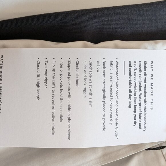 NWT Lululemon Rain Rebel Jacket - Picture 4 of 4
